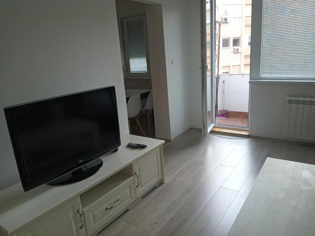 Apartman Lovely Square Purple Velvet Szkopje